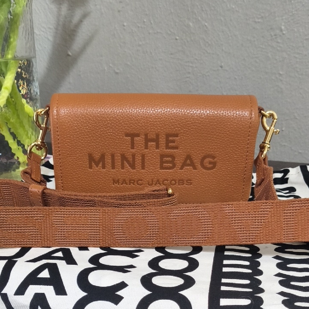 Marc Jacobs Mini Bag in Argan Oil